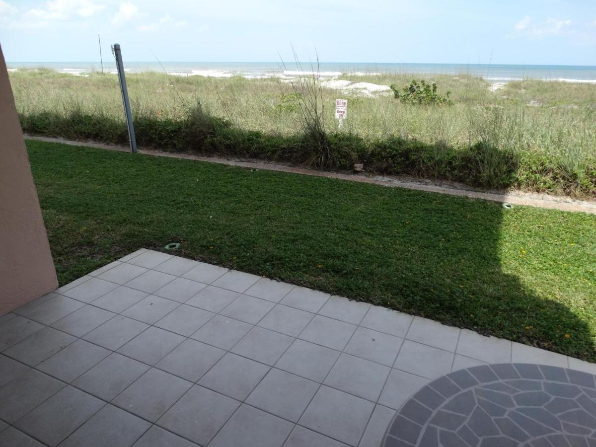 Spanish Main Unit 4- Direct Oceanfront Condo! 可可比奇 外观 照片