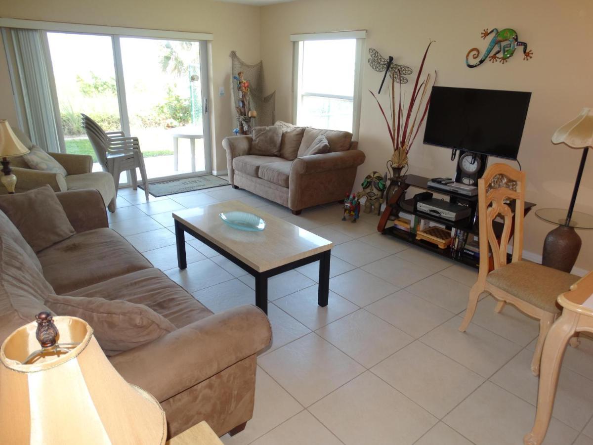 Spanish Main Unit 4- Direct Oceanfront Condo! 可可比奇 外观 照片