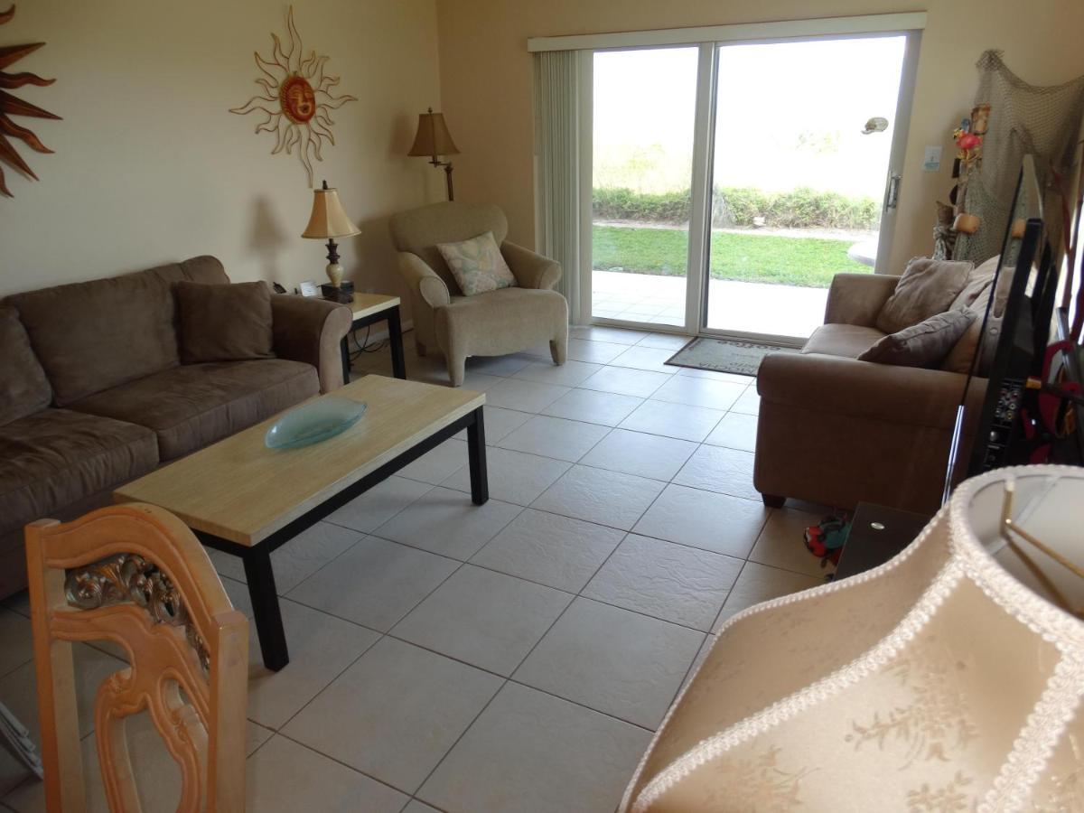 Spanish Main Unit 4- Direct Oceanfront Condo! 可可比奇 外观 照片