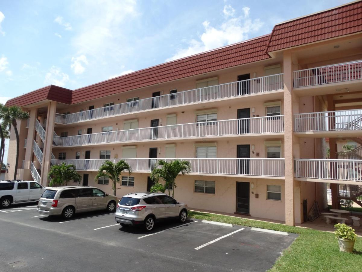 Spanish Main Unit 4- Direct Oceanfront Condo! 可可比奇 外观 照片